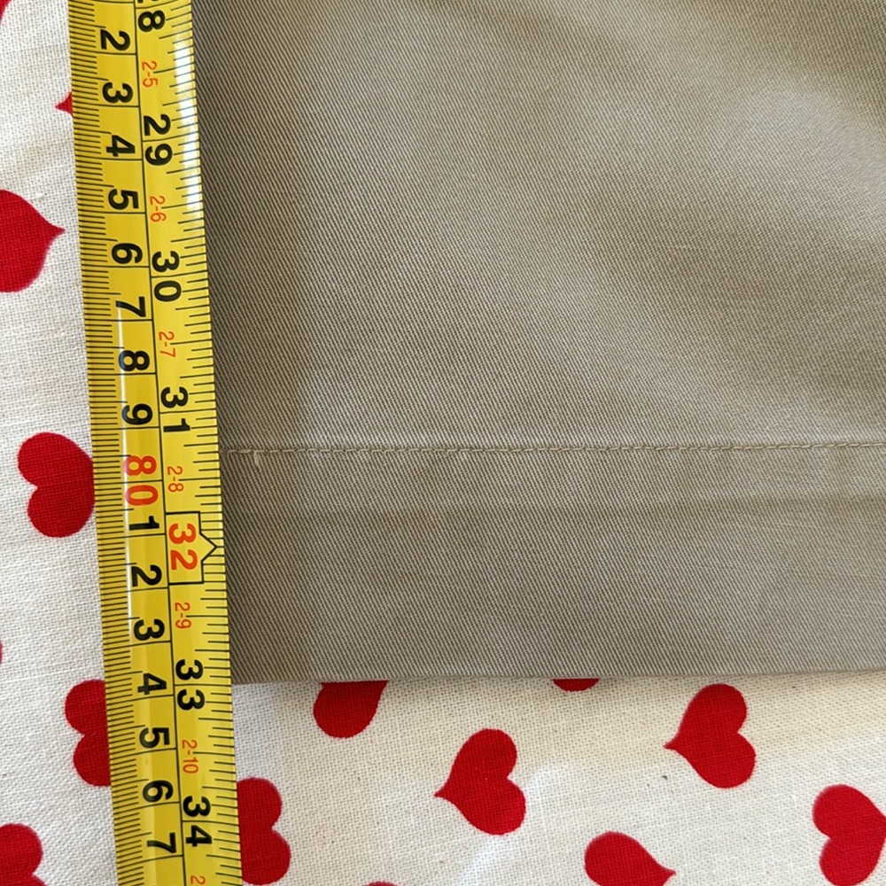 GAP LOOSE FIT KHAKI PANTS! Size 12L - Picture 11 of 11